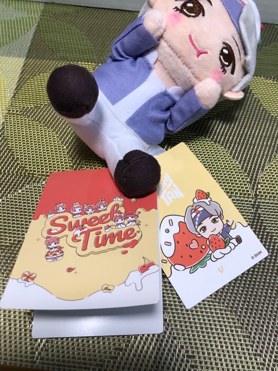 【未使用品】TinyTAN Sweet Time モアプラス　おすわりぬいぐるみ　V BTS テテ　防弾少年団