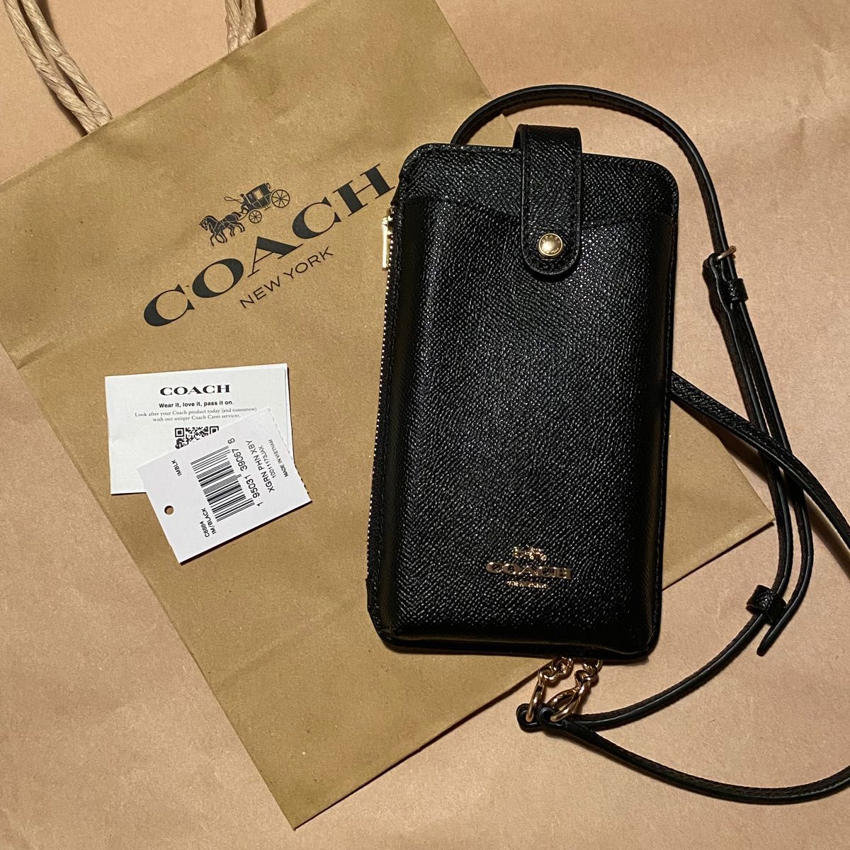 COACH スマホショルダー クロスボディ シグネチャー ブラック|PayPay