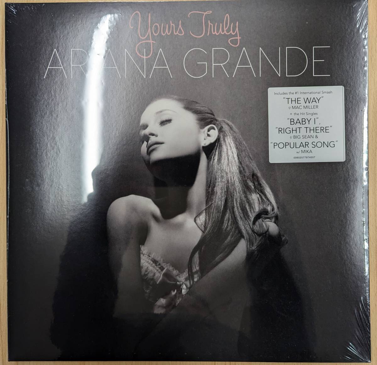 Ariana grande yours truly アリアナ・グランデ LP アナログレコード