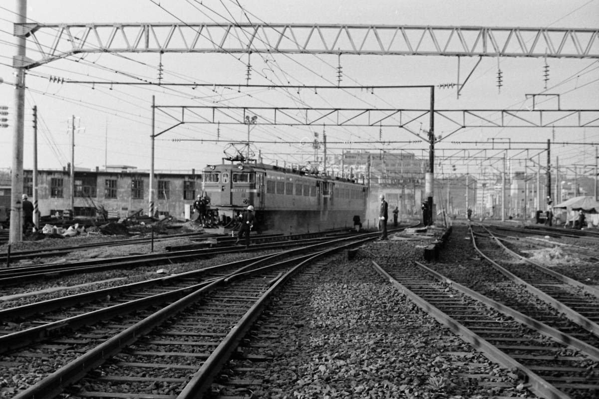 (B23)51 写真 古写真 鉄道 鉄道写真 ひばり 仙台 仙台駅 1973年5月 約50年前の仙台 フィルム 白黒 ネガ まとめて 17コマ の画像6