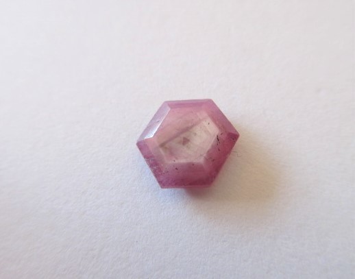 6角形ルビー ルース1点 約3ct #1283 absolutebarandbistro.co.uk