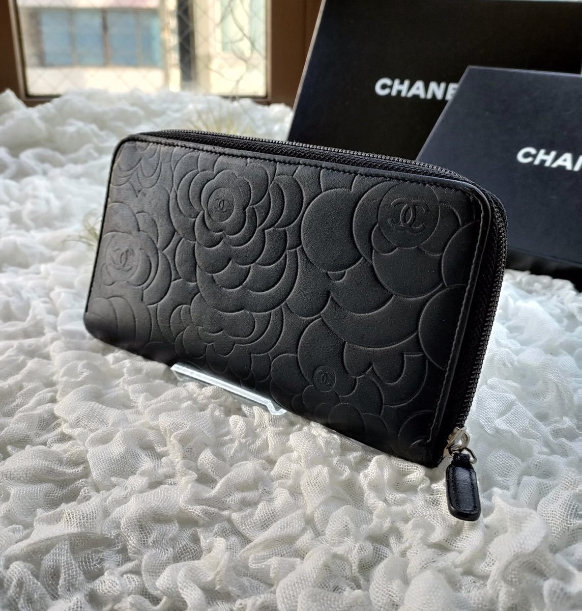カテゴリ CHANEL - 新品同様♪ シャネル 長財布 カメリア フラップ