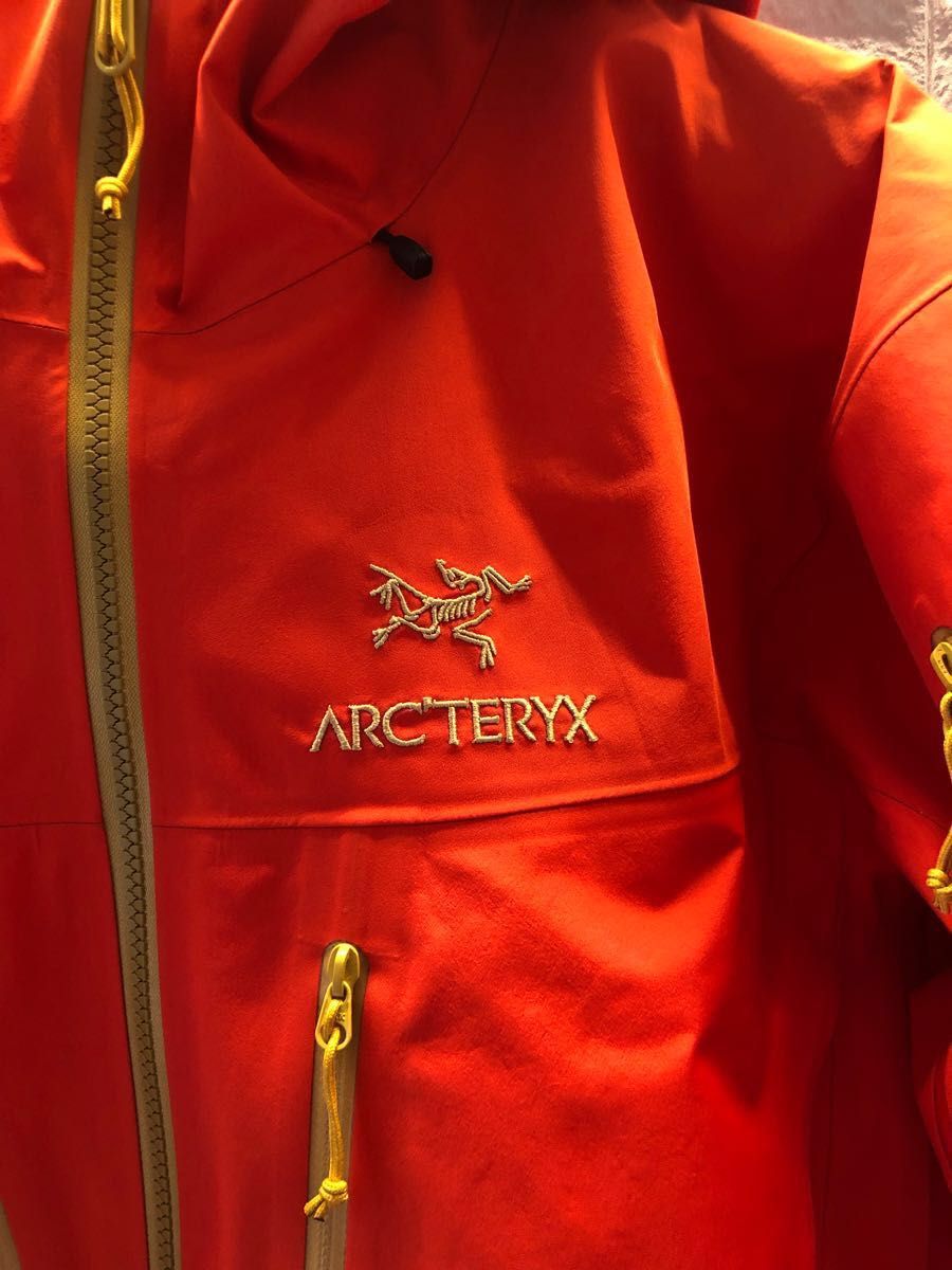 Alpha SV Jacket 2019 Limited Edition Alpha SV Jacket 2019 Limited Edition