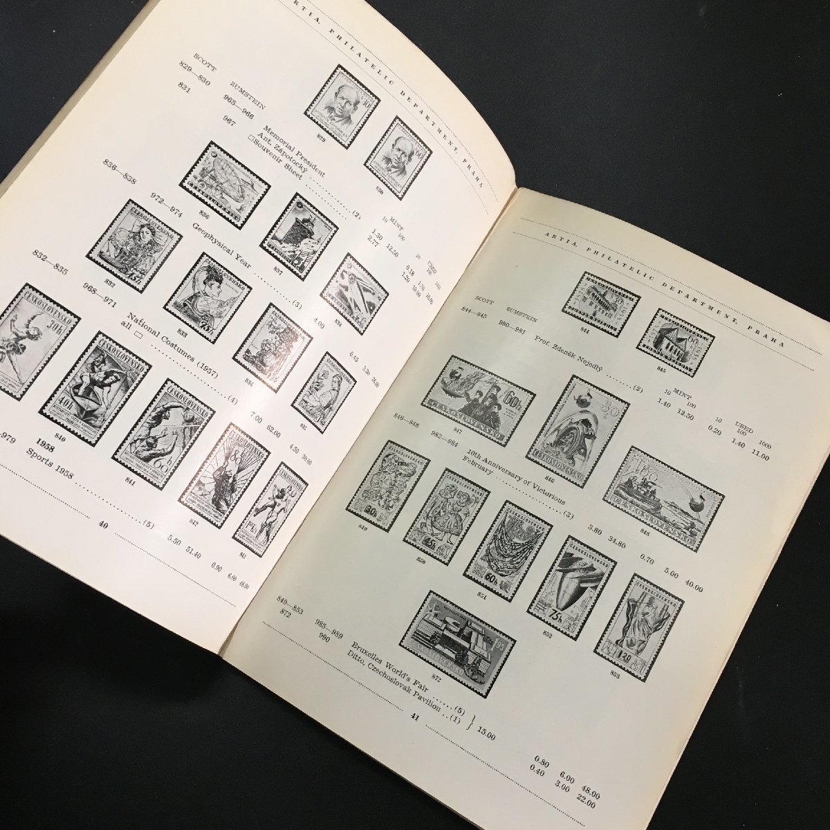 洋書『チェコスロバキアの切手』　stamps of czechoslovakia wholesale price list　1959　カタログ　郵趣_画像4