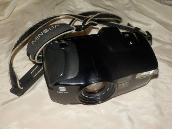 祖m-142《MINOLTA APEX 105 APZ ミノルタ カメラ レトロ コレクション　_画像2