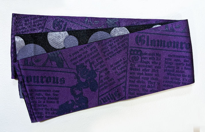 リバーシブル 黒地に紫色のドットが織られた袋帯 紫に花柄 着物 洒落帯