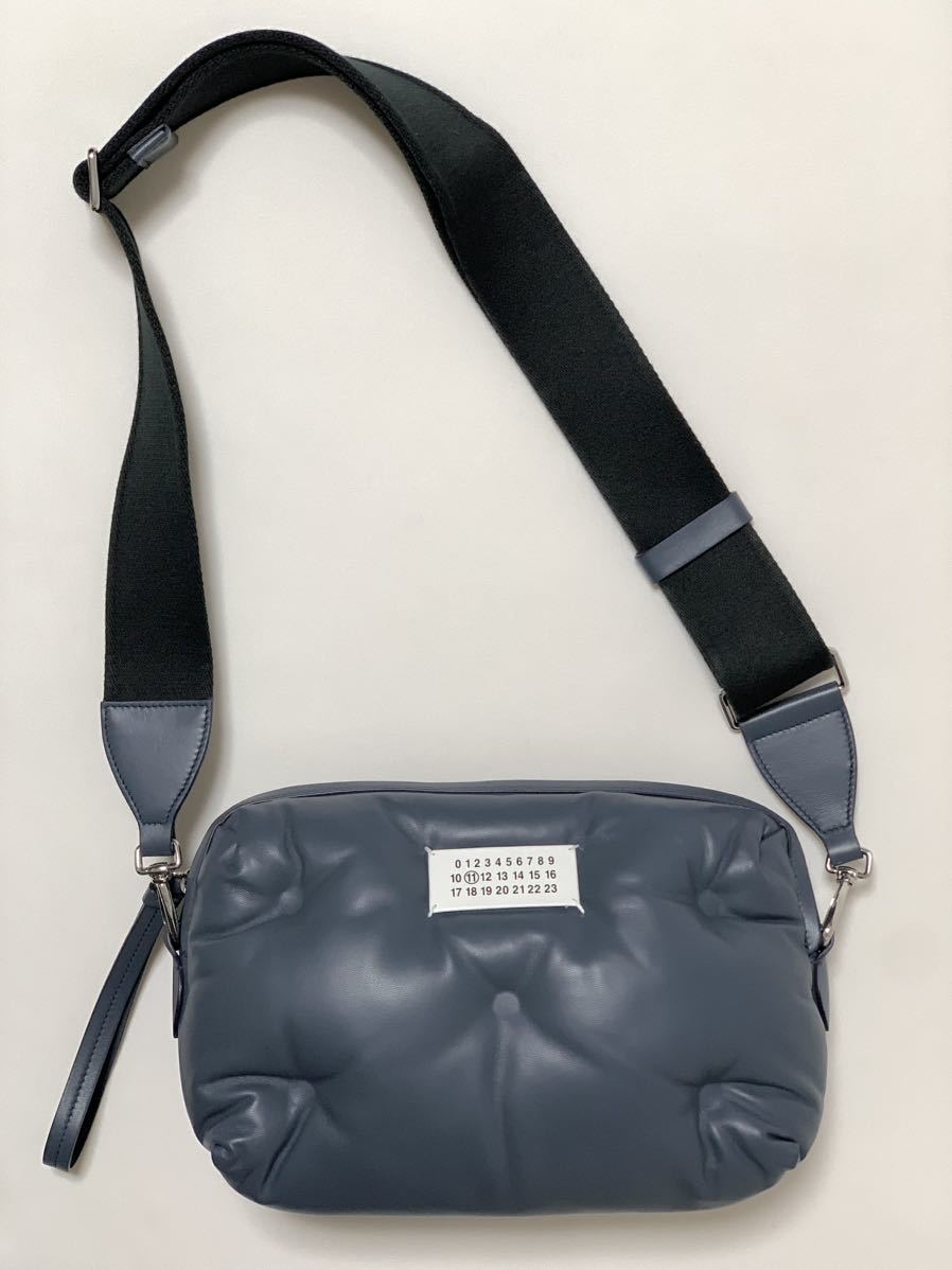 《 Maison Margiela メゾン マルジェラ 》グラム スラム カメラ バッグ Glam Slam Camera Bag レザー ショルダーバッグ スレートブルー