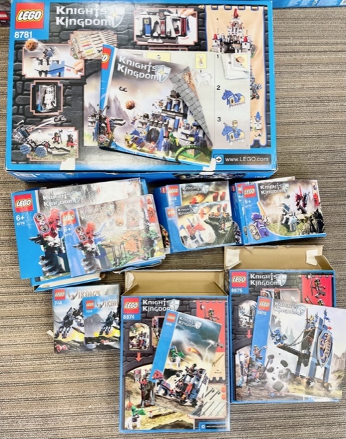 ☆レゴ大量まとめ、現状品☆LEGO ナイトキングダム 城 8781/8778/8873/8777/7015/8874/8875/8876/10176/8822/7092/8823/8821/8813/8780の画像8