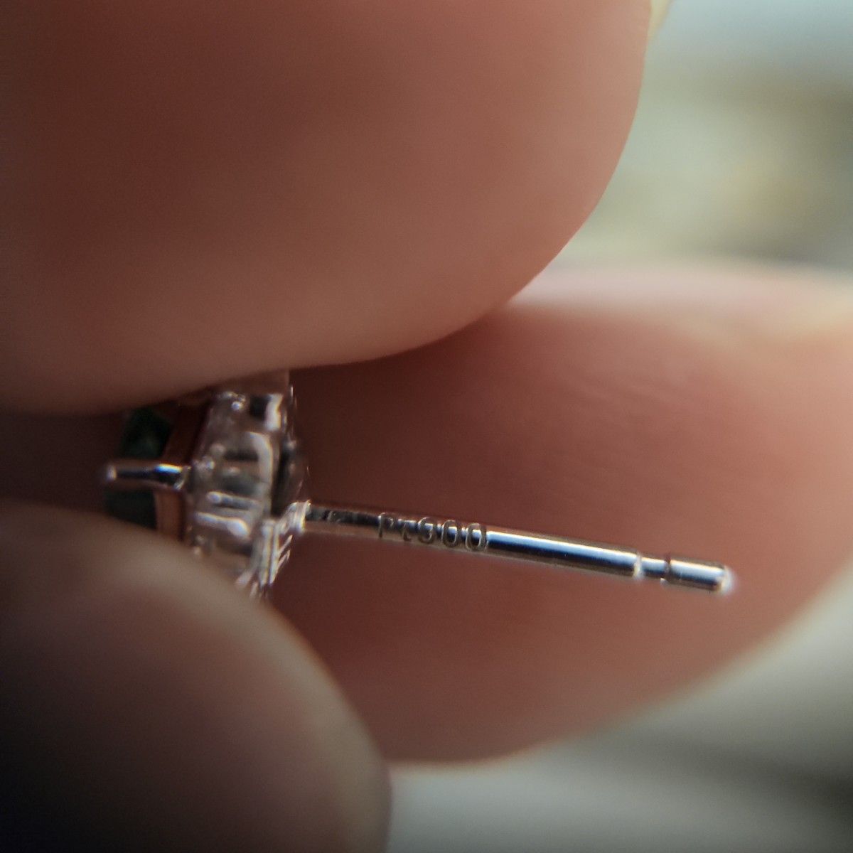 プラチナ pt900 ピアス エメラルド 0.34 0.34ct 0.76 g 人気提案