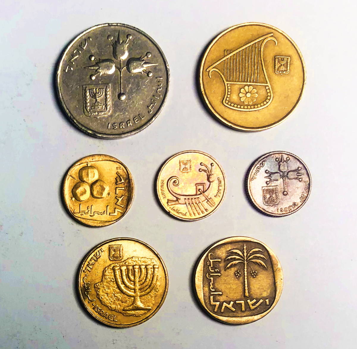 イスラエル 古い 硬貨7枚 ◆zc-24の画像1