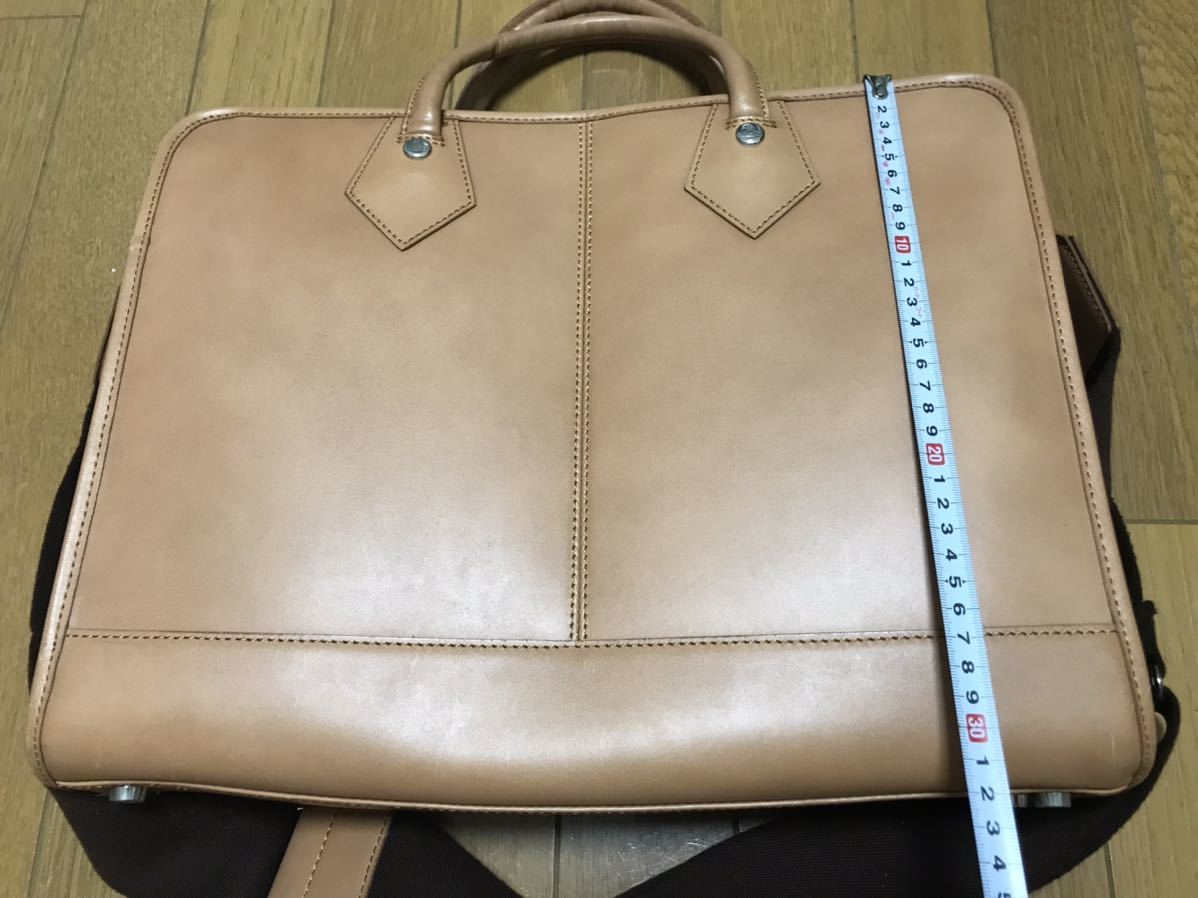 Vivienne Westwood(ビビアンウエストウッド) ビジネスバッグ 革製品 貴重 スーツ 鞄 レア 茶