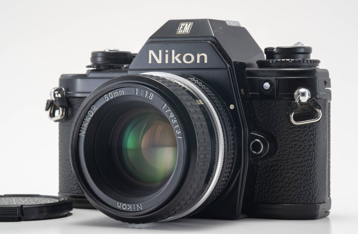 人気商品 #97 NIKON EM35mm一眼レフフィルムカメラ w/NIKKOR AI 50mm