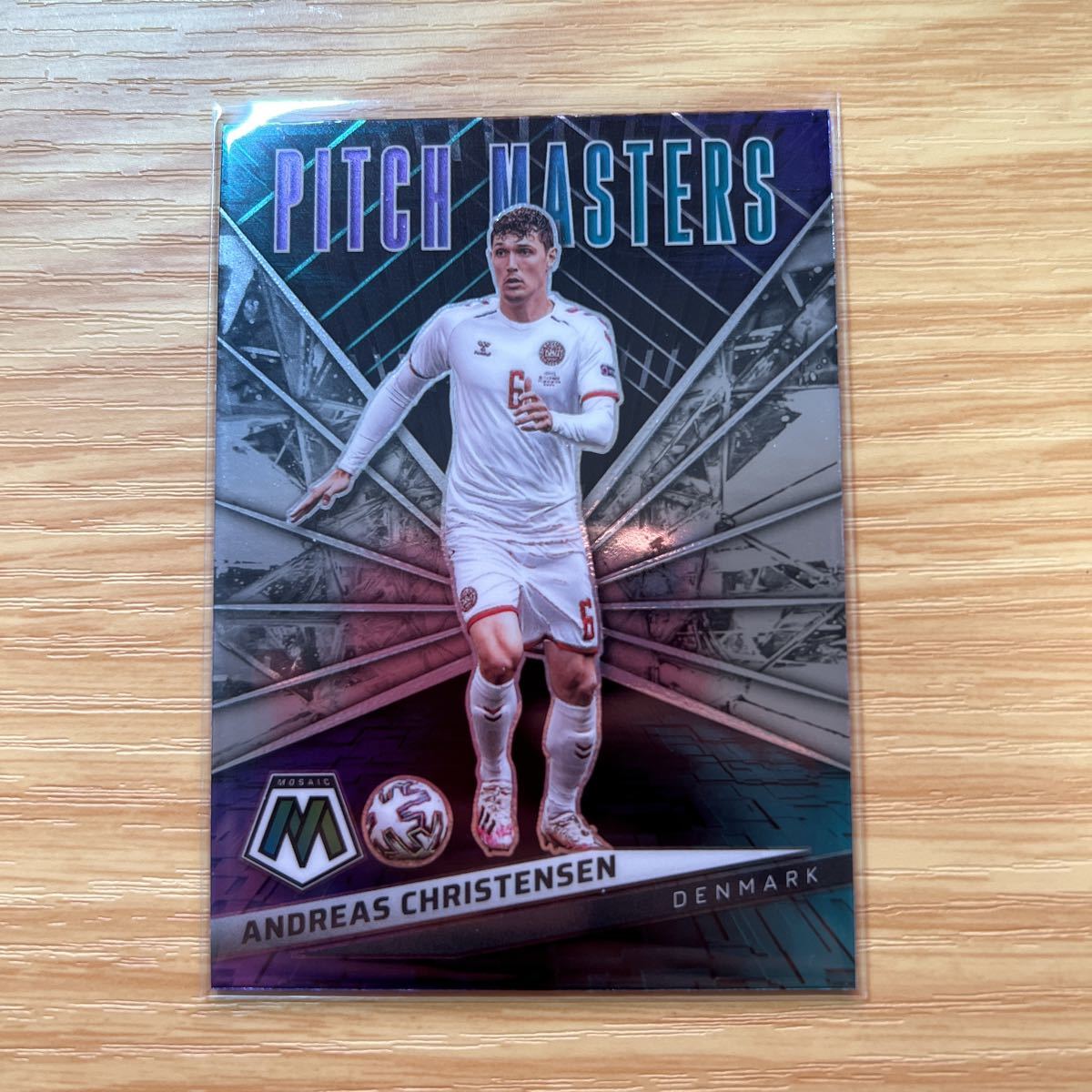 2022 Panini Mosaic Road to World Cup Andreas Christensen Picth Mastersの画像1