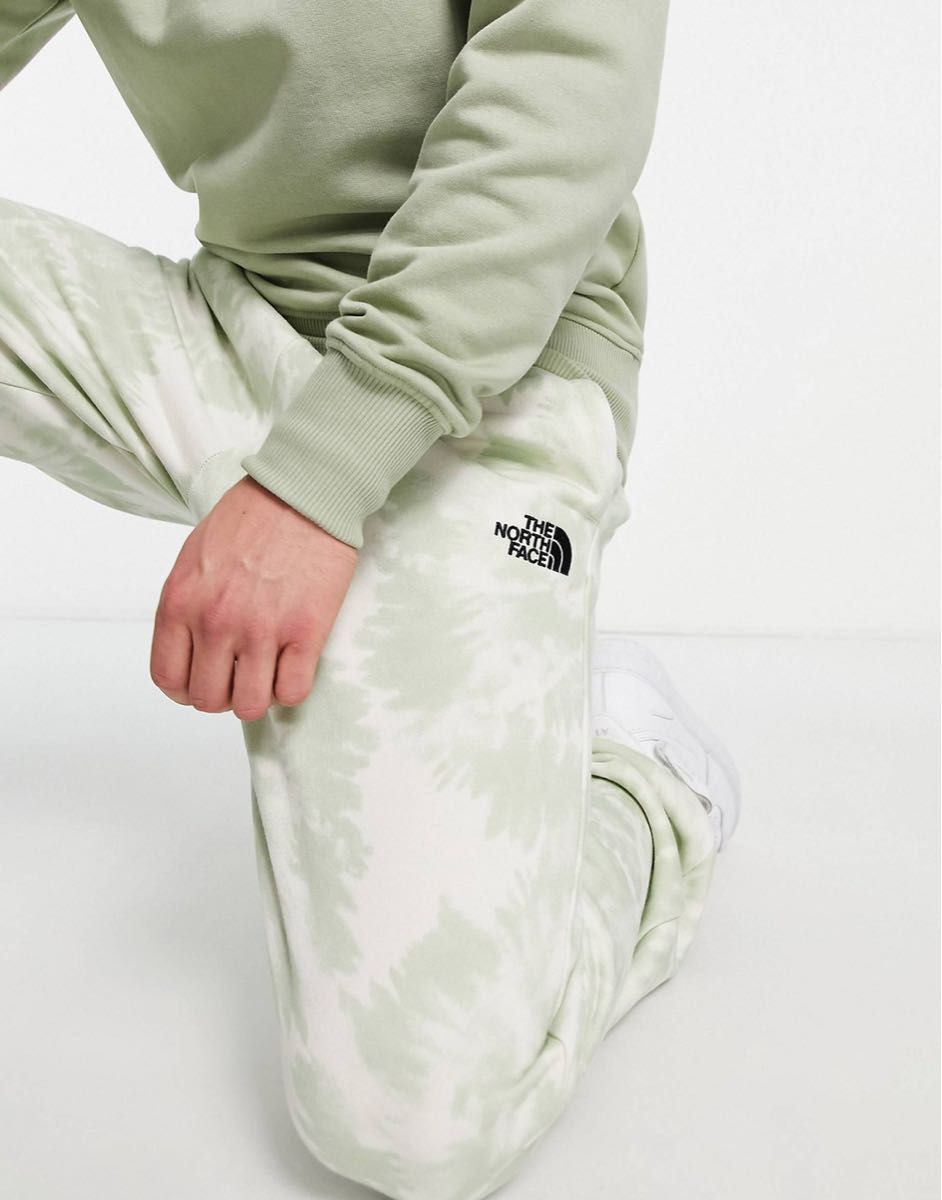 海外限定】TNF ジョガーパンツ タイダイ US/S-M 日本サイズM-L|PayPay