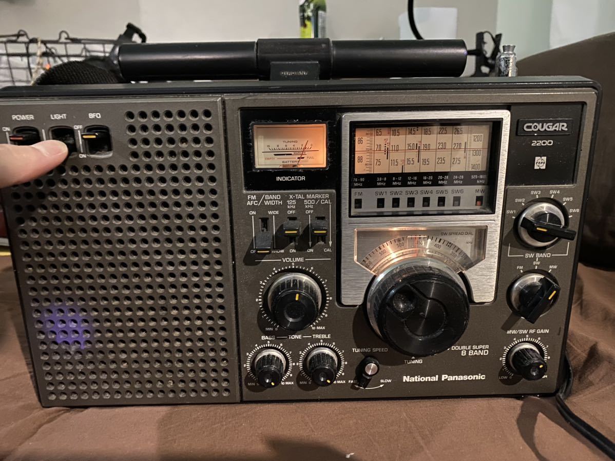 National Panasonic ナショナル パナソニック 松下電器産業 RF-2200 クーガー2200 FM-中波-短波 8バンドレシーバーの画像1