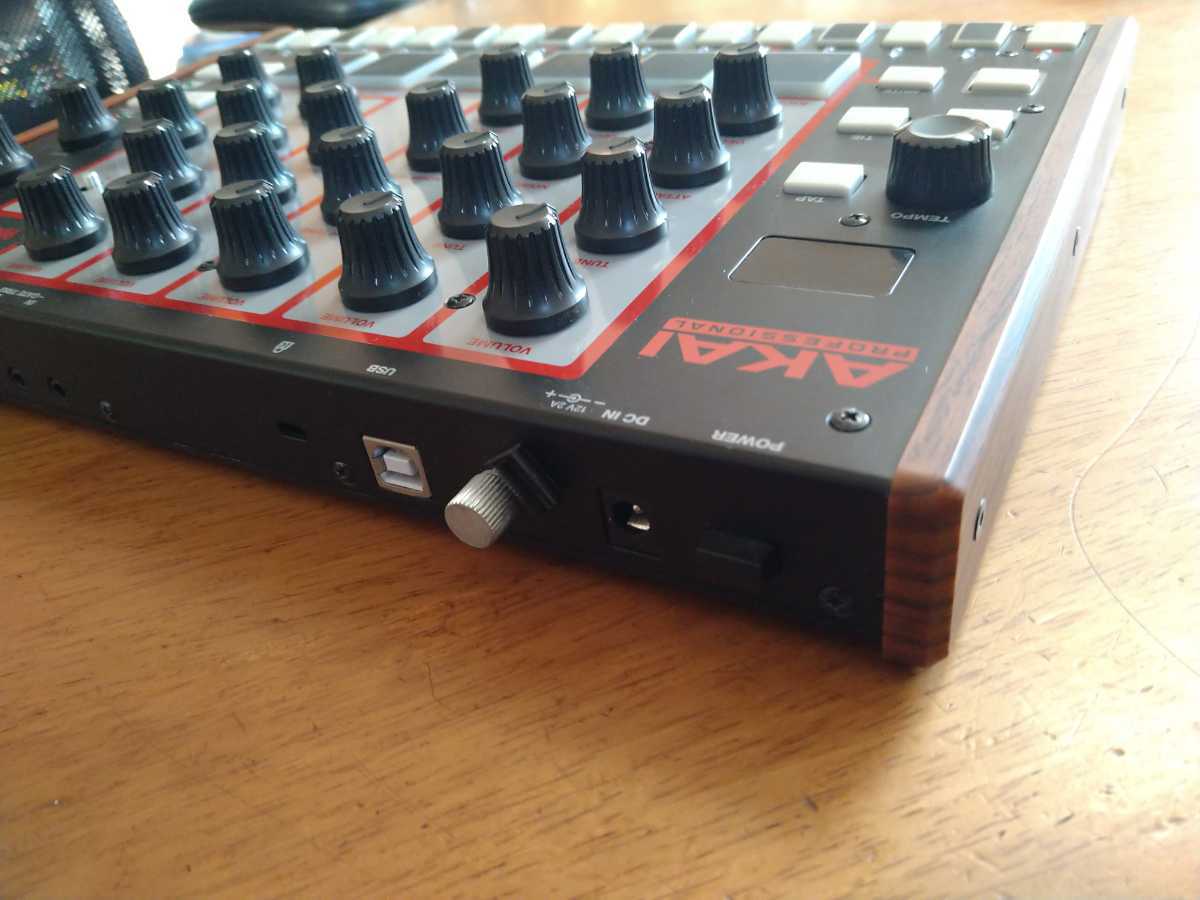 ヤフオク! - AKAI Rhythm WOLF ドラムマシン アカイ A...