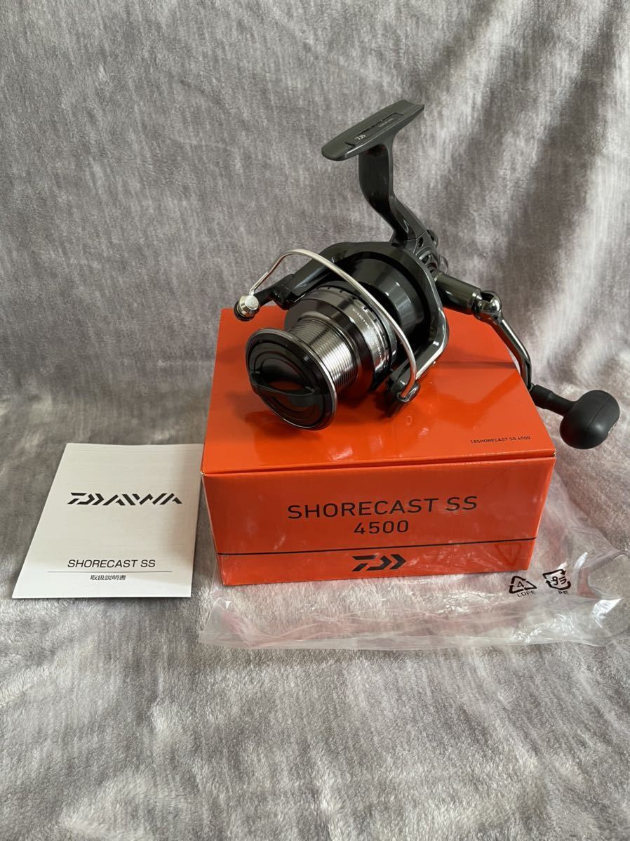 新品 正規品 ダイワ(DAIWA) 18 ショアキャスト SS 【4500】 スピニングリール 釣り具 投げ 遠投 ソルトウォーター 磯 防波堤