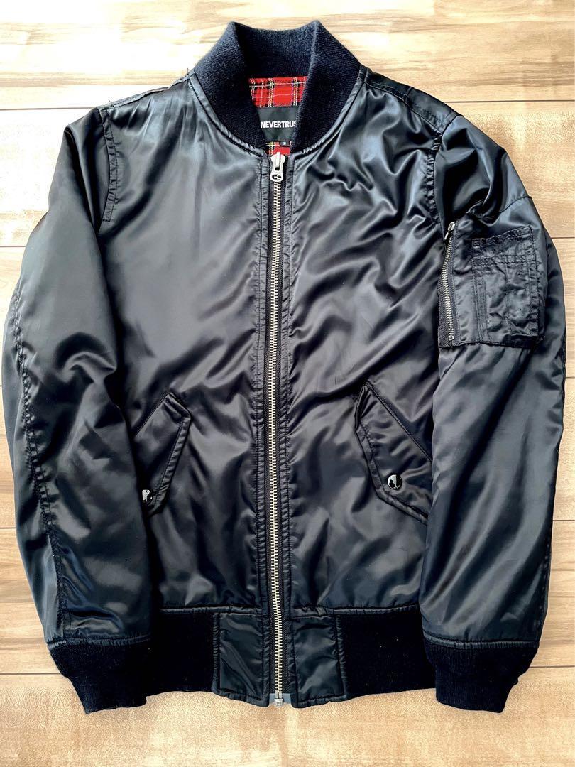 物品 NEVERTRUST MA1 ネバートラスト ブラック 黒 skinheads