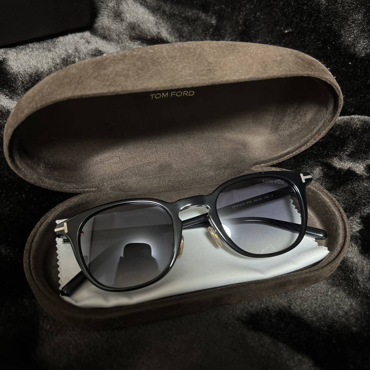 TOM FORD FT0876-D-01B トムフォード-