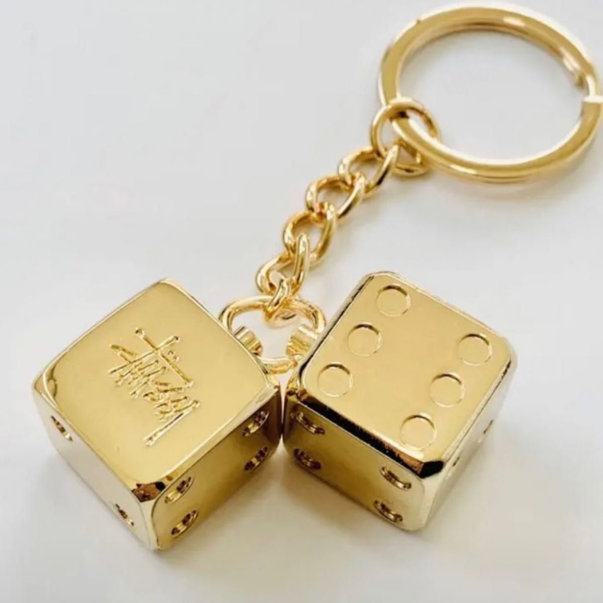 ステューシー STUSSY キーホルダーゴールド 金|Yahoo!フリマ ステューシー STUSSY キーホルダーゴールド 金|Yahoo!フリマ