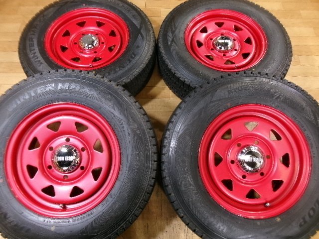 バリ溝! 200系 ハイエース 未使用品 IRON HEAD ホイール スタッドレス 4本 6H-139.7 15インチ 195/80R15 103/101L LT ダンロップ デイトナ_画像1