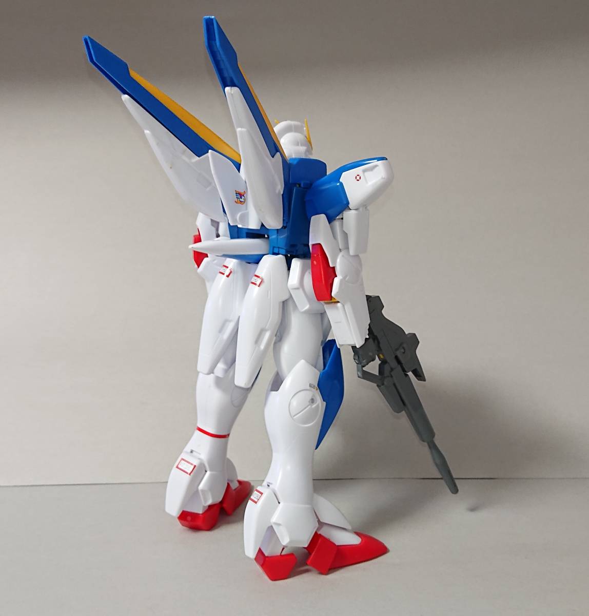 超定番 バンダイ 1 60 V2ガンダム機動戦士Vガンダムガンプラ fawe.org