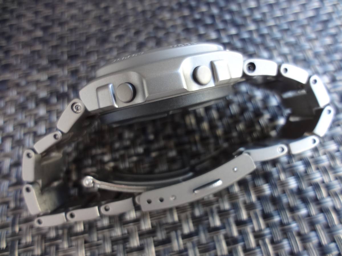 ◇◆ CASIO G-SHOCK MR-G TITANIUM カシオ Gショック チタン デジタル 腕時計1673 MRG-210T ジャンク_画像5