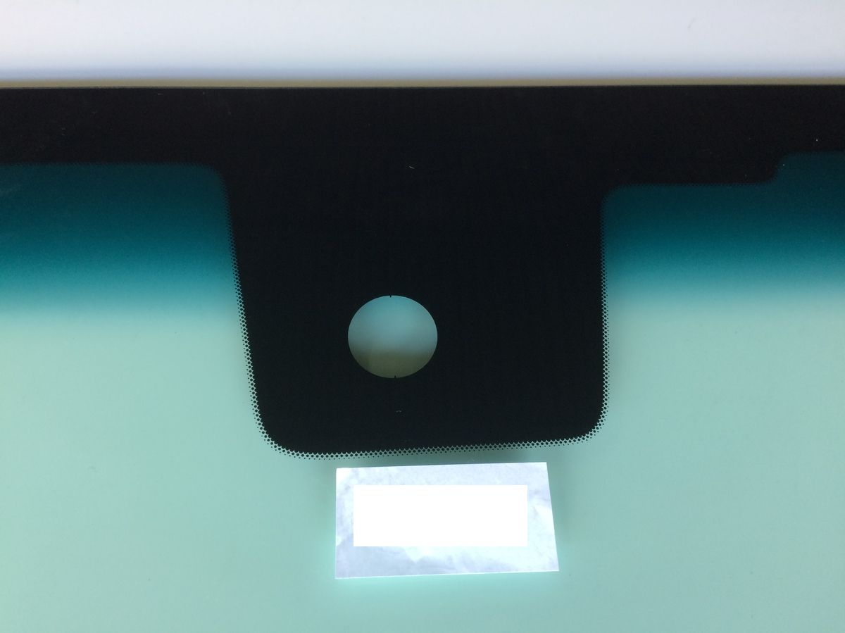 送税込 UV&IR 断熱フロントガラス フーガ　Ｙ５１系　緑/青/雨_画像4