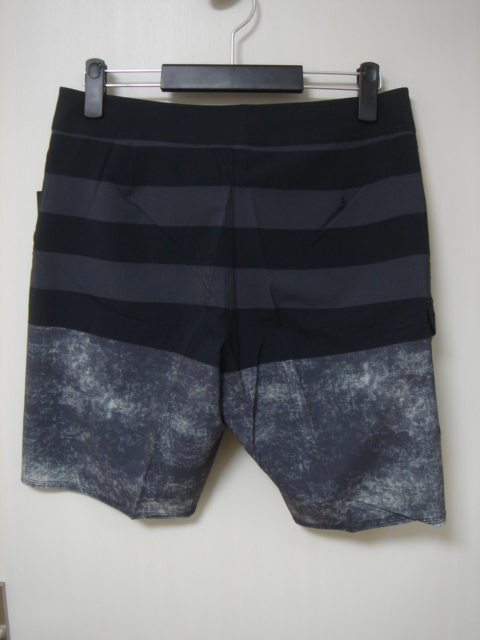 DAKINE ダカイン AH231501BLK メンズ 34インチ ボードショーツ サーフパンツ 水着 海パン ブラック色 黒系色 Surf Trunks 新品 送料無料_画像4