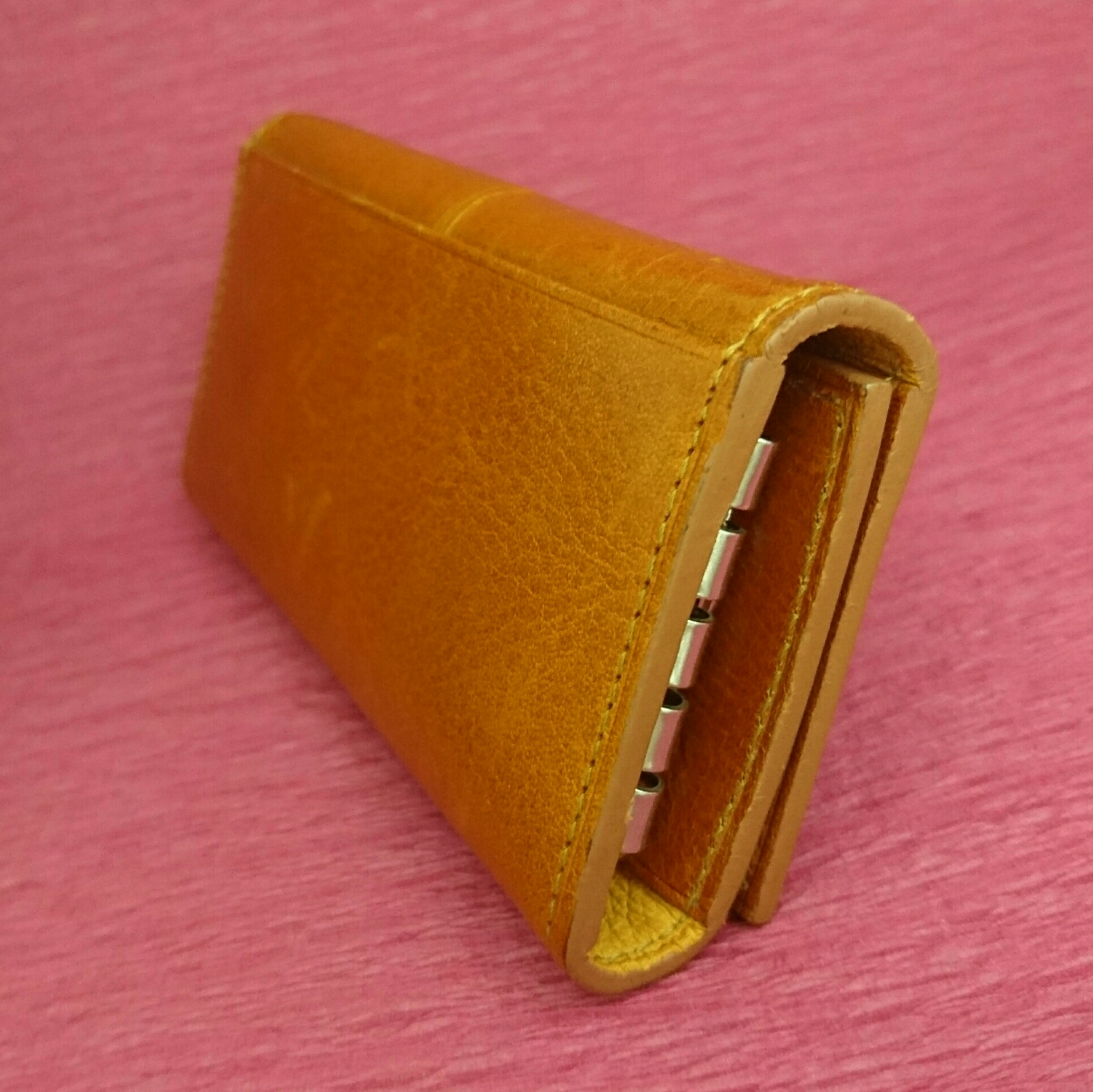 Vivienne　Westwood　ヴィヴィアン　ウエストウッド　４連　本革　キーケース　フラップ　キーホルダー　中古　C1145_外ポケット有ります。