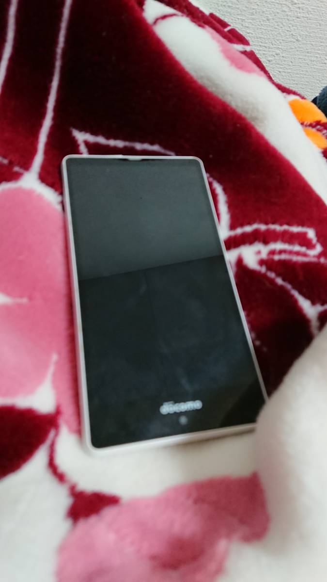 AQUOS SH‐04G 中古 白