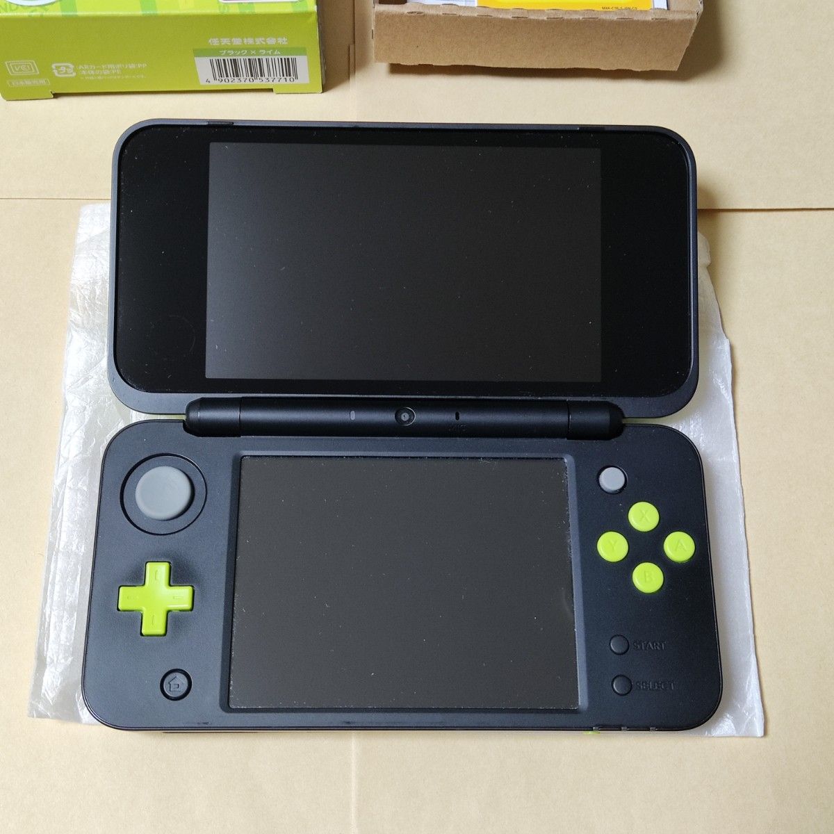 Newニンテンドー2DS LL 本体 ブラック×ライム SDカード欠品 Newニンテンドー2DS LL 本体 ブラック×ライム SDカード欠品