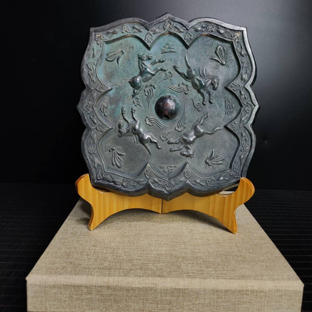 ▽鴻▽ 唐 青銅製 正八角飛馬銅鏡 置物 古賞物 中国古玩 中国古美術