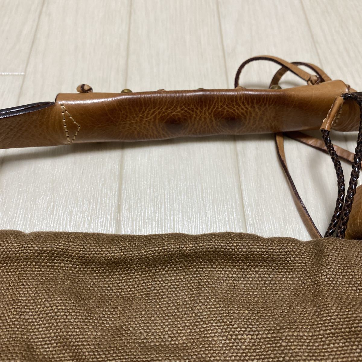 3217☆ loyd maish ロイドメッシュ バンドバッグ ビジネス ベージュ