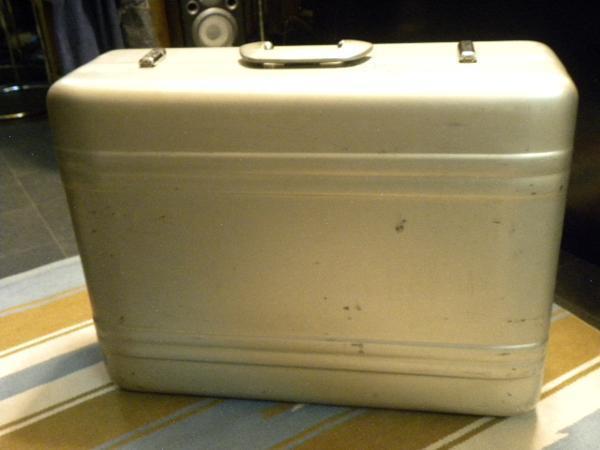 ☆レアビンテージ1950s ハリバートン アルミトランク大型USA製 ☆レアビンテージ1950s ハリバートン アルミトランク大型USA製