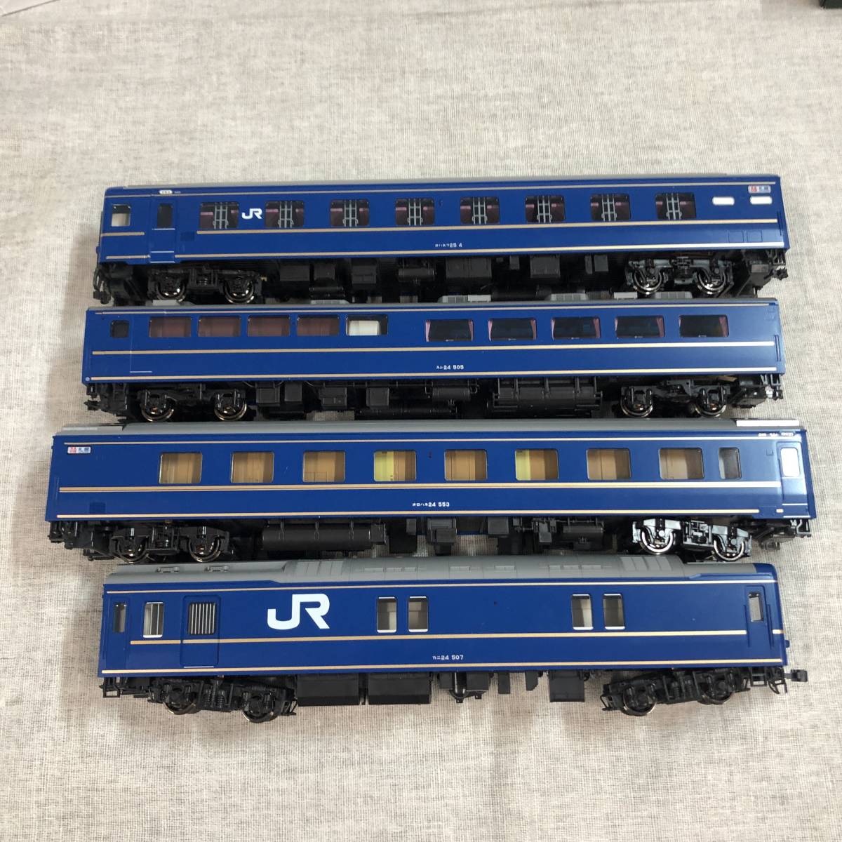 KATO HOゲージ 24系 寝台特急 北斗星 基本 4両セット 3-515 鉄道模型