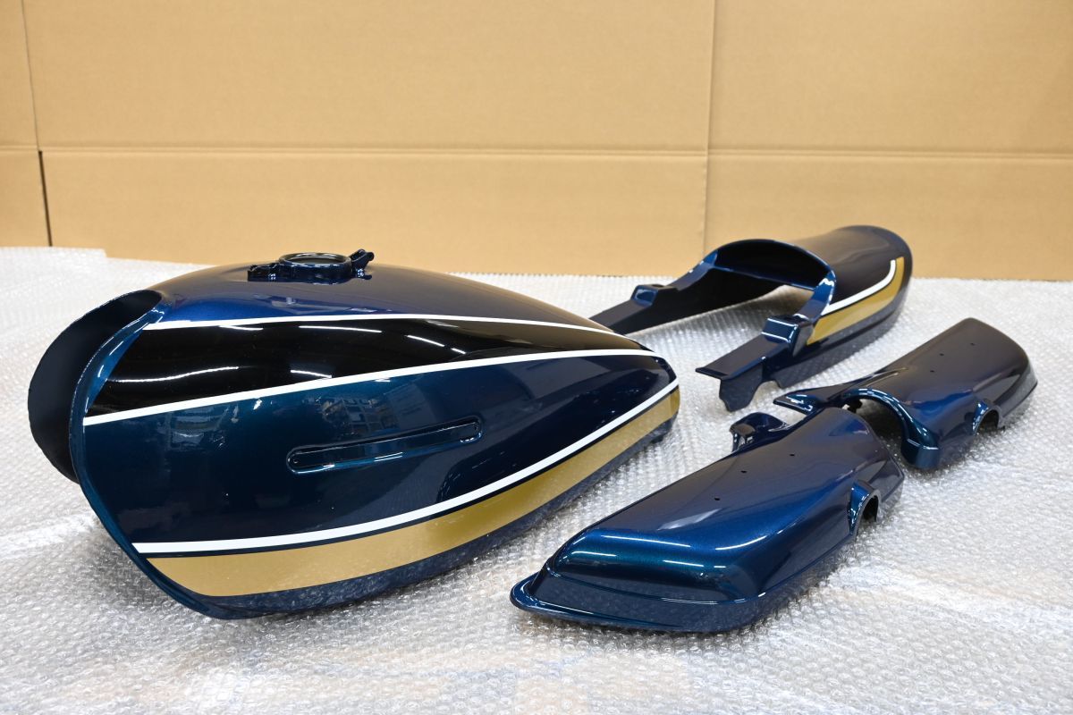 新品 Z1 Z2 750RS ロングピッチ 青玉虫 外装セット タンク 左右サイド