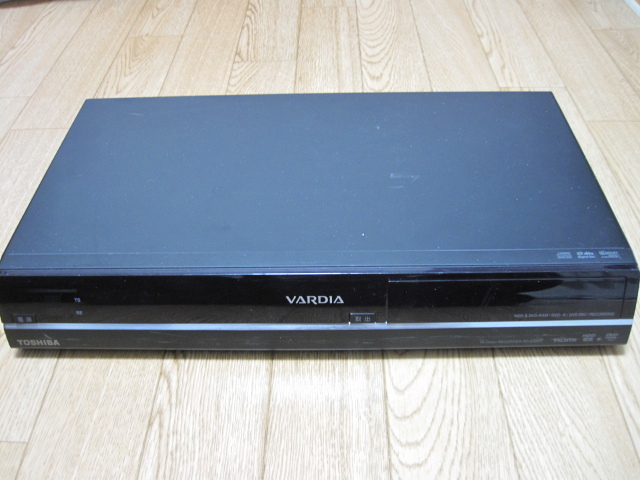 TOSHIBA 東芝 VARDIA RD-E305K HDD/DVDレコーダー 地デジ/BS/CS TOSHIBA 東芝 VARDIA RD-E305K HDD/DVDレコーダー 地デジ/BS/CS