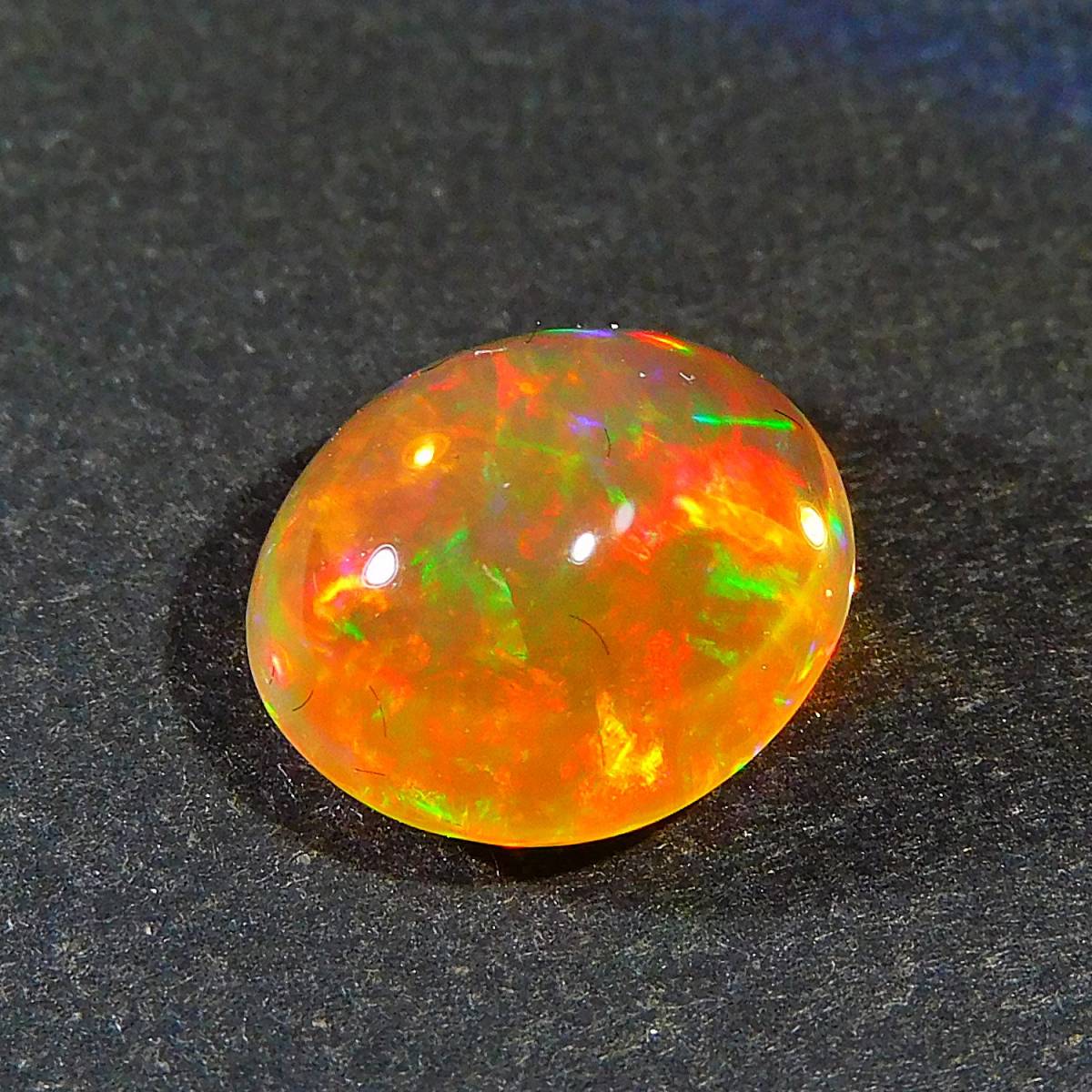 遊色抜群！！◆天然ファイヤーオパール2.29ct◆ Fire Opal 遊色 裸石 ジュエリー　_画像1