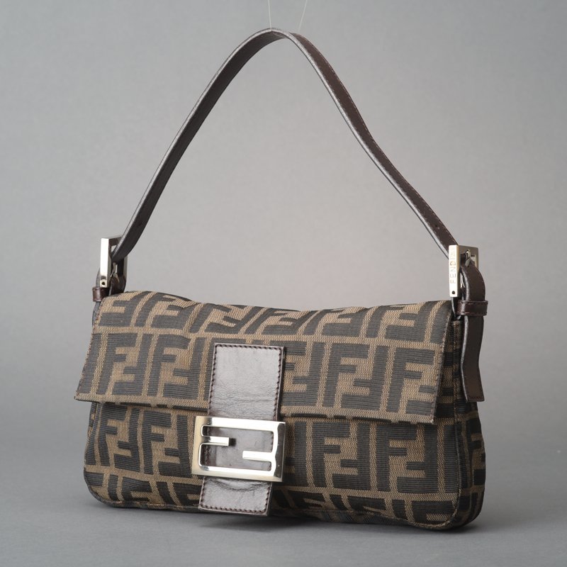 1円 美品 FENDI フェンディ ズッカ マンマバケット ショルダーバッグ