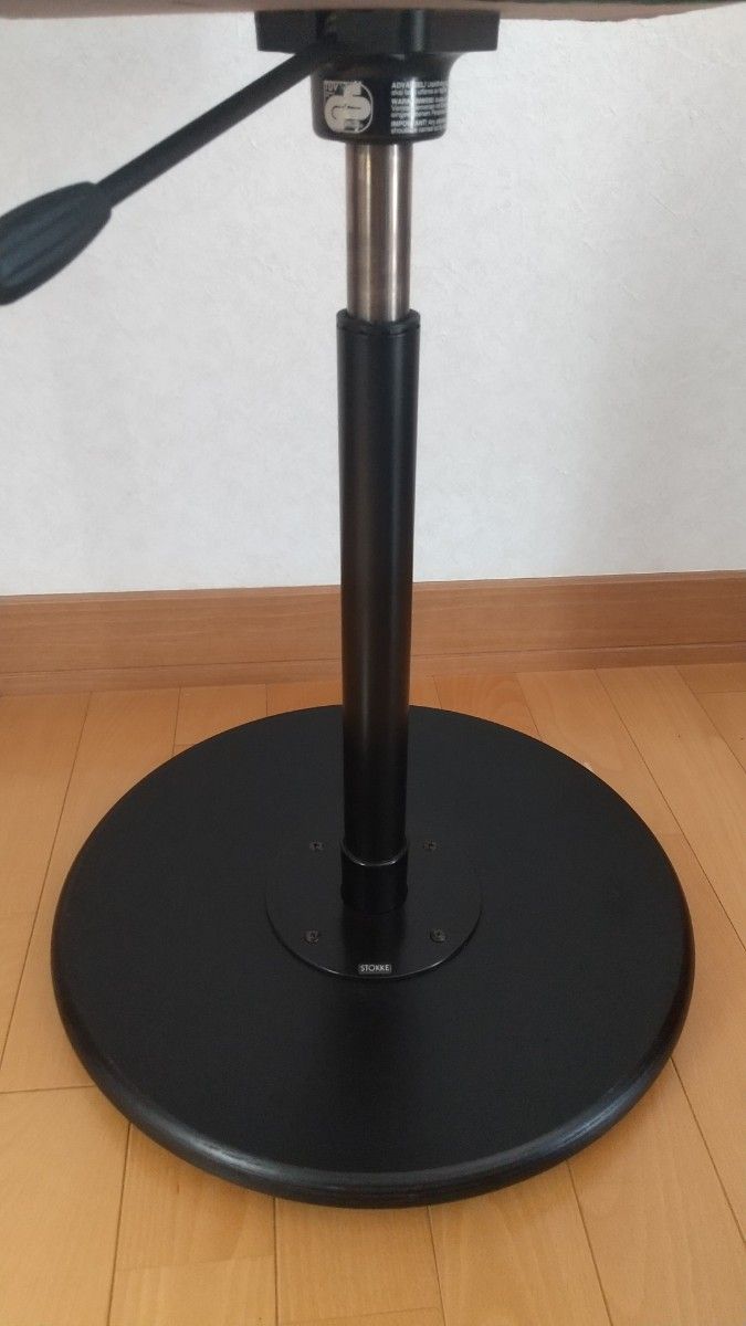 北欧 オシャレ】STOKKE ストッケ バランスチェア 昇降機能付き