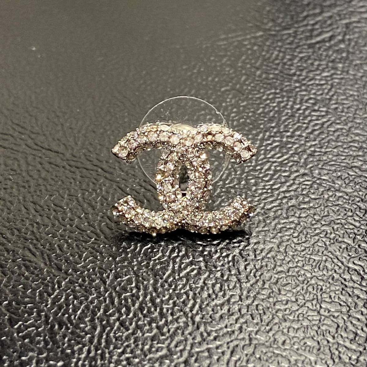 有名なブランド CHANEL シャネル ピアス 片耳 美品 opri.sg