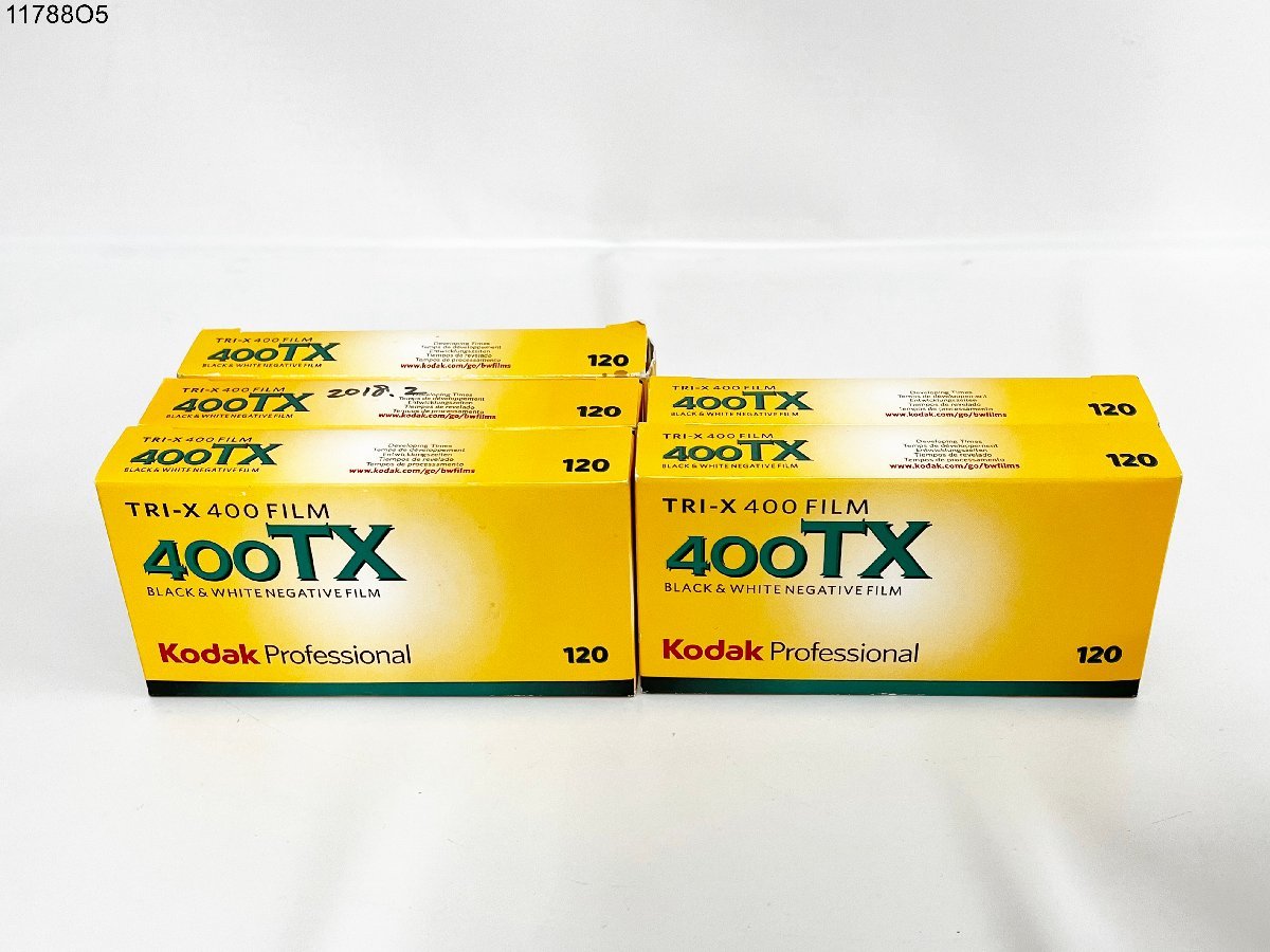 ★未使用★ Kodak コダック TRI-X 400TX 400T-MAX E100 120 36本 期限切れフィルム まとめ売り 11788O5-8の画像2