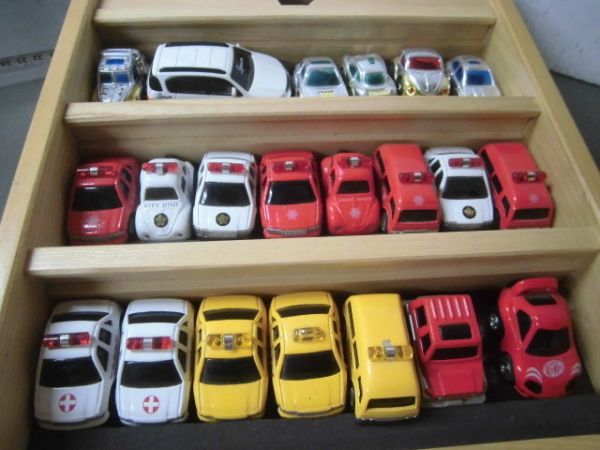 驚きの安さ 令さ2032な-ミニカーコレクション 壁掛け オブジェ 有耶無耶 乗用車
