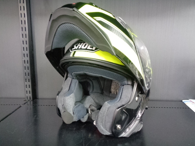 大人気定番商品 shoeineotec NEOTECⅡ SHOEI Lインカム付 ヘルメット