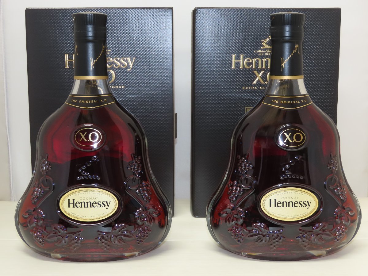 Hennessy ヘネシーxo 黒キャップ 未開栓 2本セット