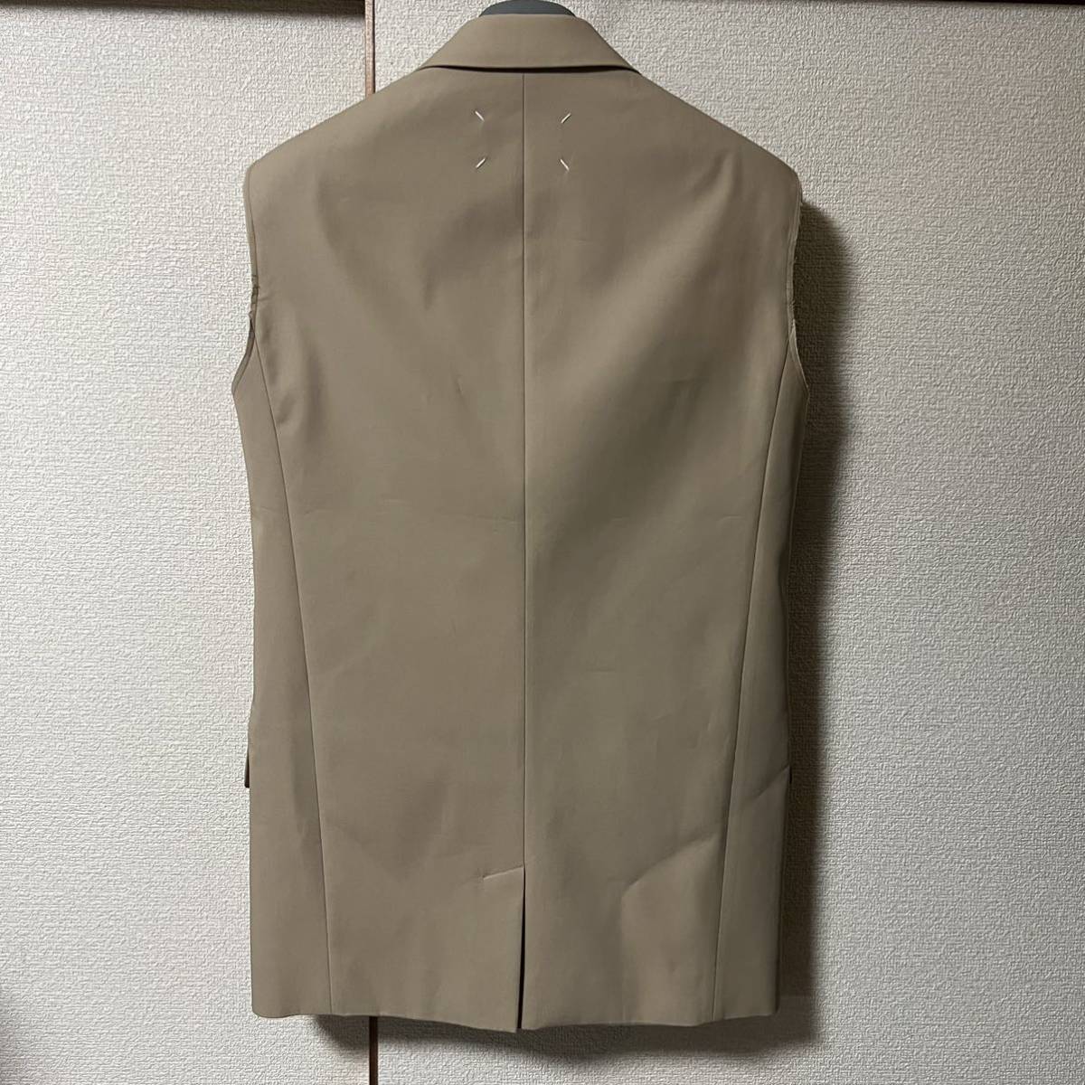 新品 MAISON MARGIELA メゾンマルジェラ ジャケット カットオフ ベスト ジレ　ベージュ 36