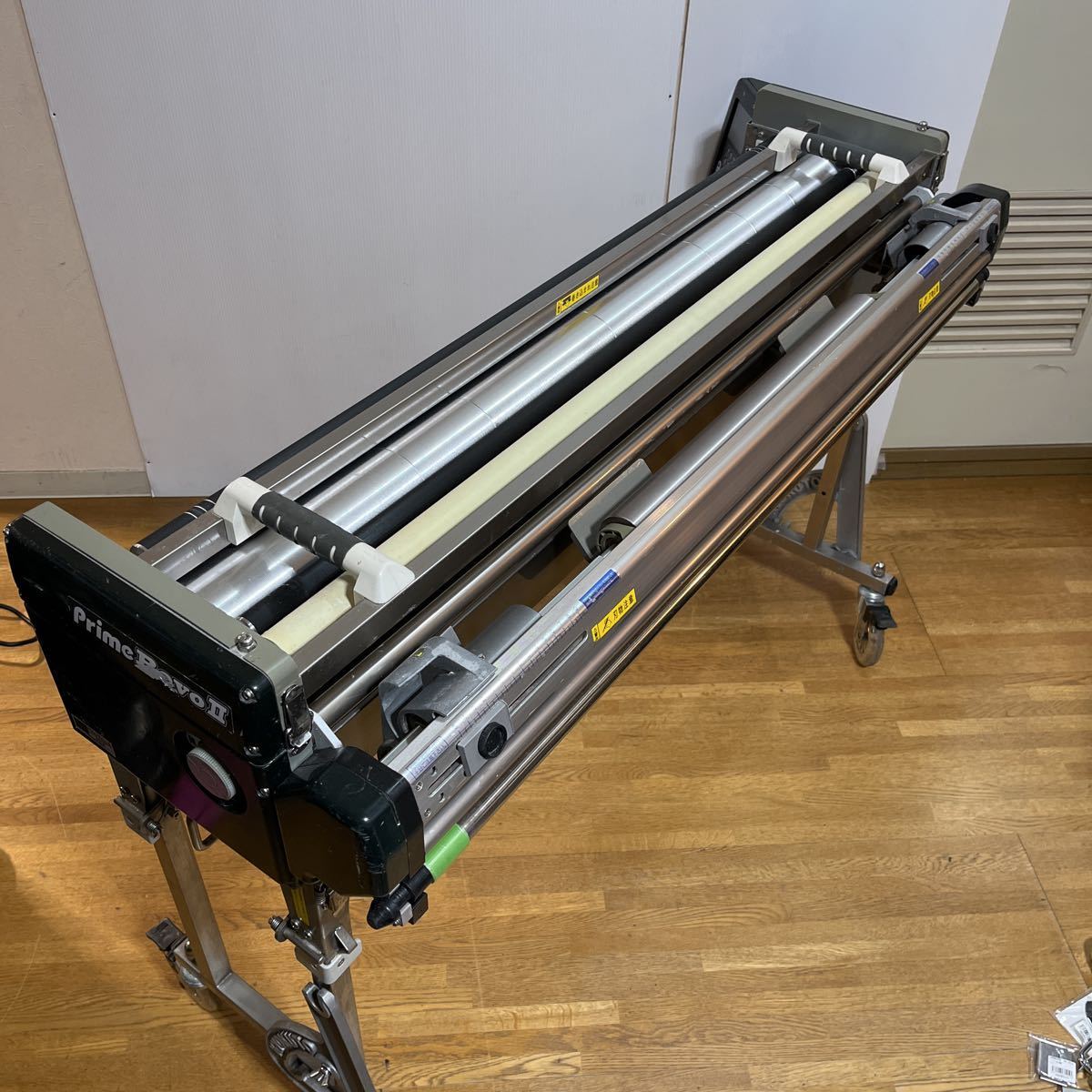 極東産機 Prime Revo プライムレボ 自動壁紙糊付機-