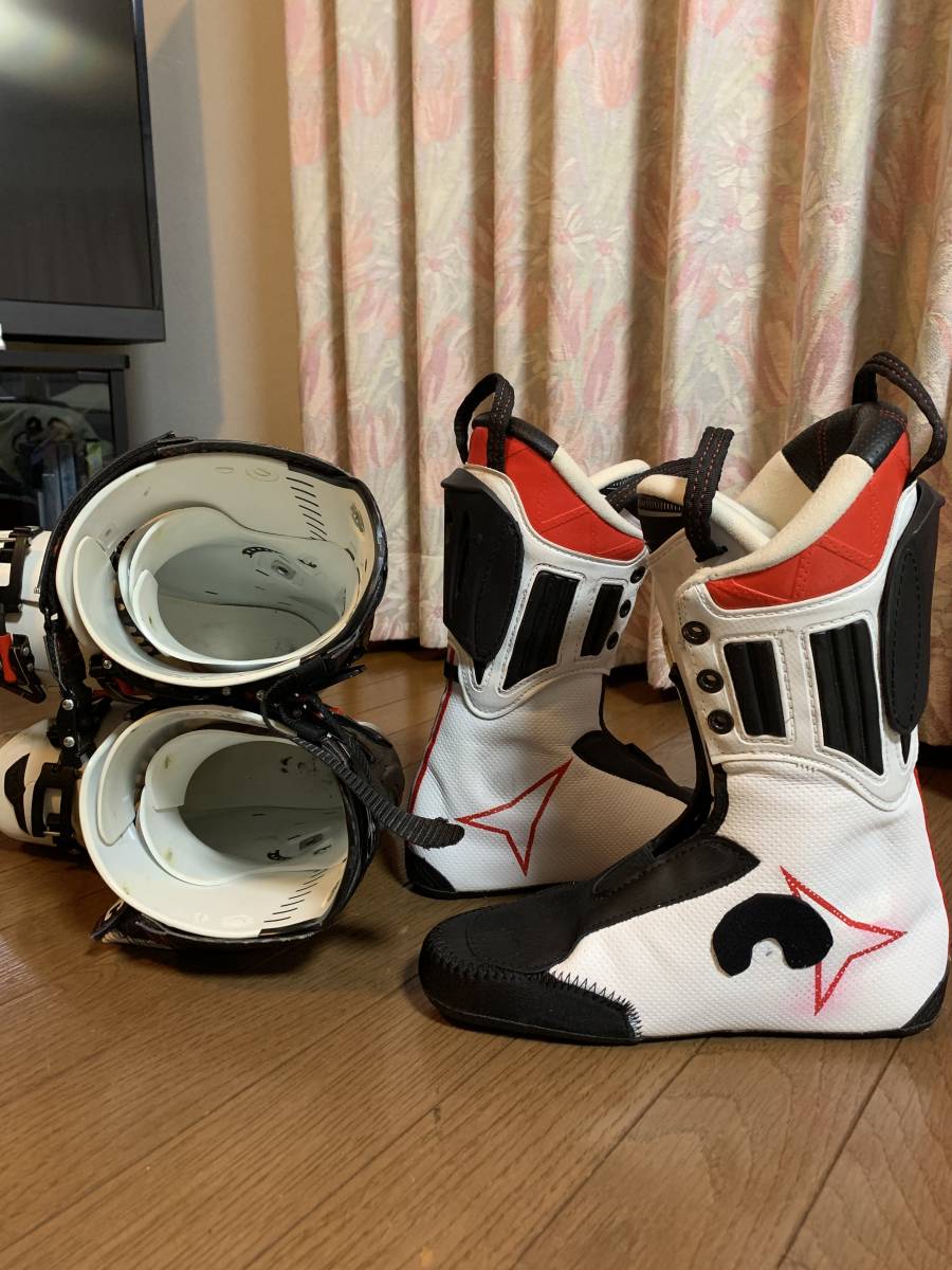 中古 2016 ATOMIC REDSTER PRO 130 アトミック スキーブーツ サイズ不適合の場合 返金可