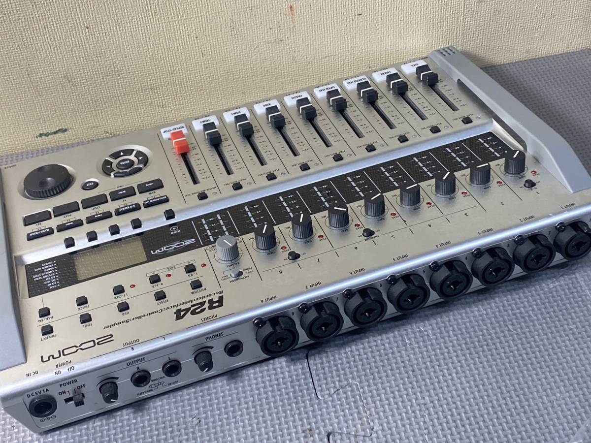 ZOOM R24 MTR マルチトラックレコーダー 美品 | venezafoods.com.br